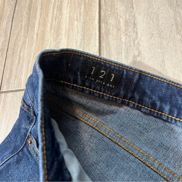Lucky Brand 121 Slim Straight Dark Wash Mens Denim Jeans Size 38/30 - Picture 4 of 8
